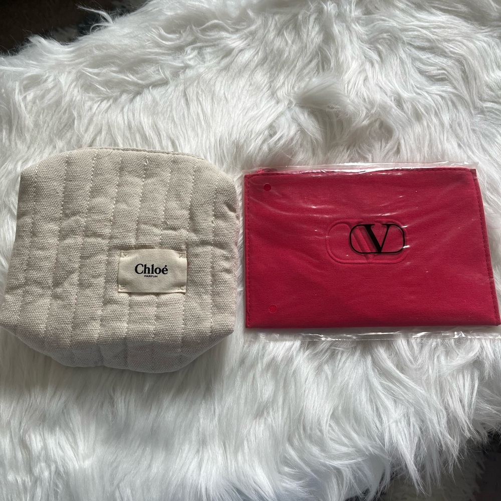 2 piece, brand New Chloe and Valentino Garavani pouches - Picture 6 of 7